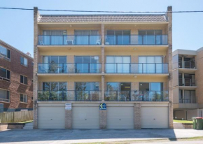 Moondara Unit 2 21 Bulcock Beach Esplanade Bulcock Beach Caloundra